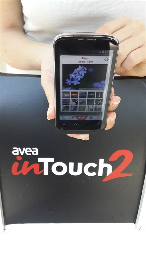 A­v­e­a­­n­ı­n­ ­y­e­n­i­ ­a­k­ı­l­l­ı­ ­t­e­l­e­f­o­n­u­ ­i­n­T­o­u­c­h­ ­2­ ­t­a­n­ı­t­ı­l­d­ı­